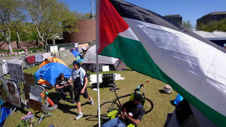 Estudiantes del MIT protestan contra la guerra en Gaza.