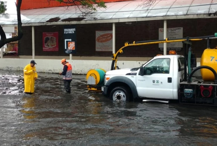 encharcamientos lluvia granizo en la ciudad de méxico cdmx