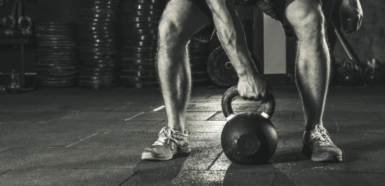 Henrry Rodriguez, experto en fitness: caminar fuerza