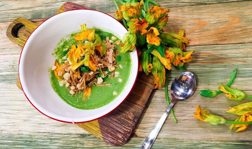Receta Sopa verde de milpa Cocineros Mexicanos