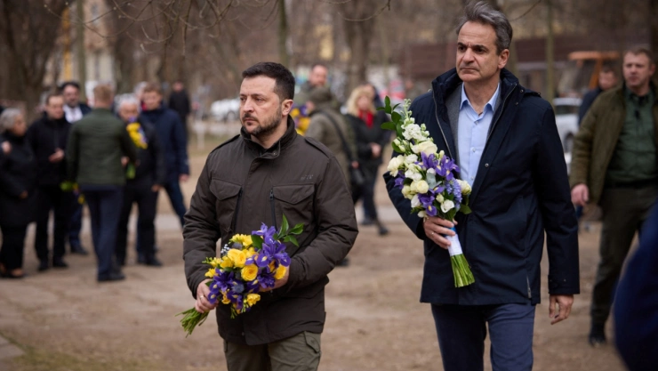 volodimir-zelensky-misil-ruso-ucrania