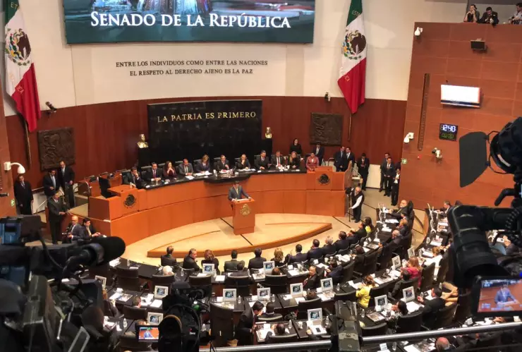 SENADO ULTIMO DÍA ABRIL