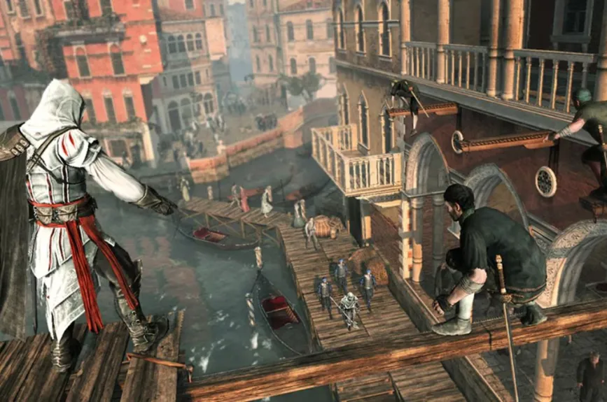Assassin’s Creed II (2009)
Considerado el mejor de la saga, este juego nos pone en la piel de Ezio Auditore, un joven noble florentino que se convierte en Asesino tras la muerte de su familia. Introdujo mejoras en la jugabilidad, una historia envolvente y un mundo abierto más dinámico en la Italia renacentista.
Crédito: Ubisoft Montréal