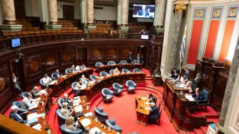 Uruguay hace historia: el Senado aprueba ley que permite elegir una muerte digna