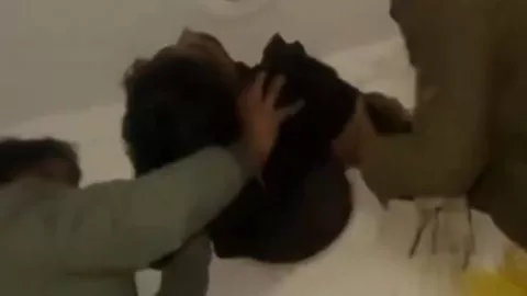 Ladrón queda atrapado en el extractor de aire de una cocina durante intento de robo en Kota