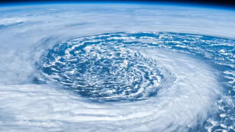 El huracán Jova provocará lluvias fuertes en Jalisco, según Conagua.