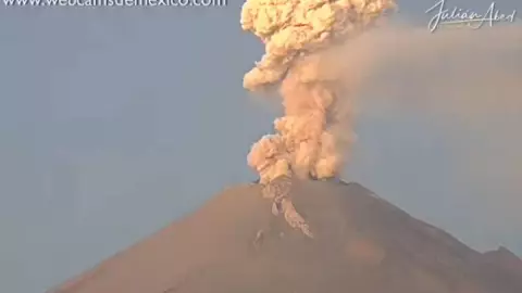 Explota volcán Popocatépetl 13 de febrero 2023.