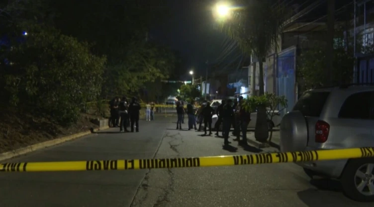 ¡Locura infernal! Mujer con problemas de salud mental se prendió fuego en la Zona Metropolitana de Guadalajara