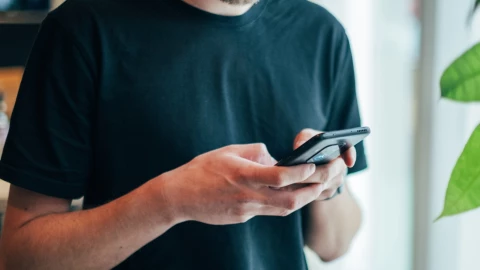 telefono virus como.jpg