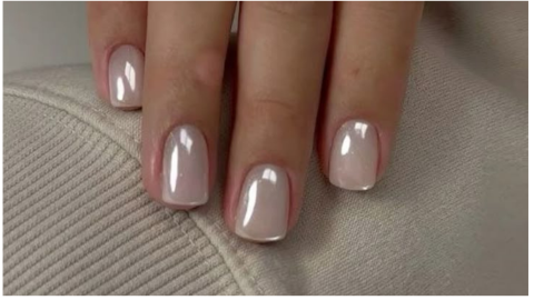 diseños de uñas cuadradas estilo perla