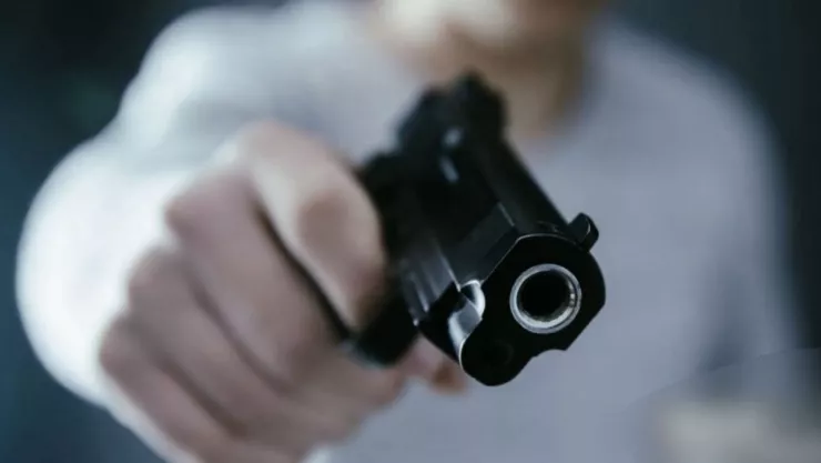 Pistola