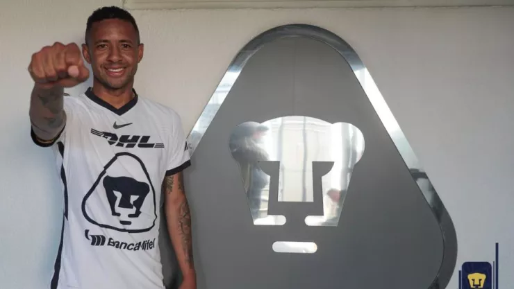 Gabriel Torres delantero Pumas Liga MX