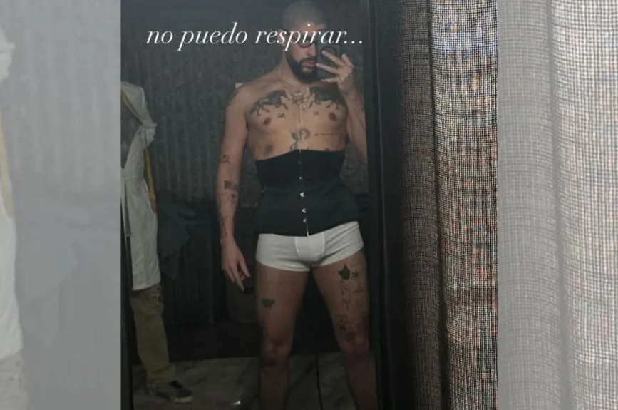 Bad Bunny con faja.jpg