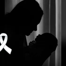 Muere modelo internacional a días de haberse convertido en madre.