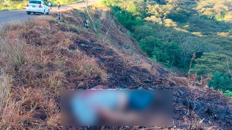 Localizan persona sin vida abandonada en la carretera a San Juan Cancuc, Chiapas