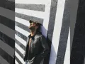 Valentino con gorra.jpg