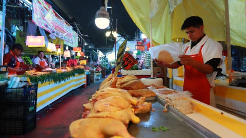 Locatarios garantizan abasto de víveres