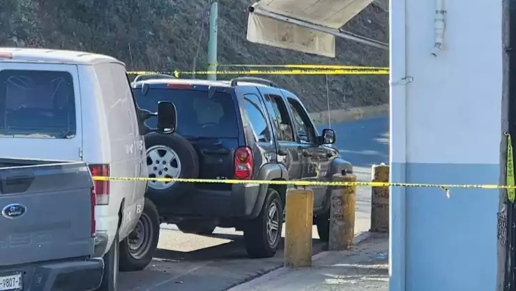 Dos personas baleadas en el puente de la obrera