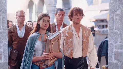 Ella está encantada