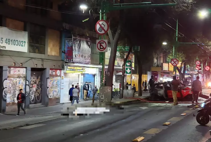 Choque múltiple deja un ciclista muerto y dos heridos en la CDMX