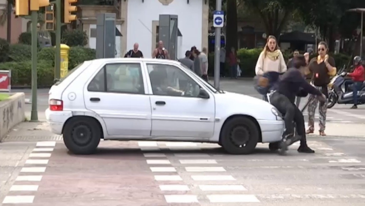 atropellan a mujer tras entrevista