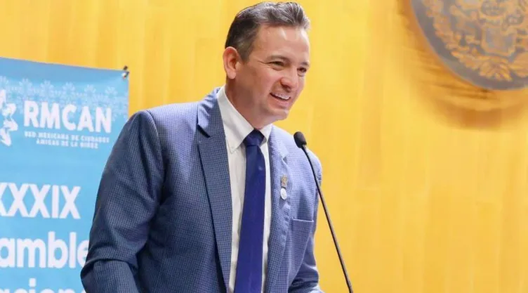 Alcalde de Chihuahua exige una legislación para frenar los narcocorridos en México