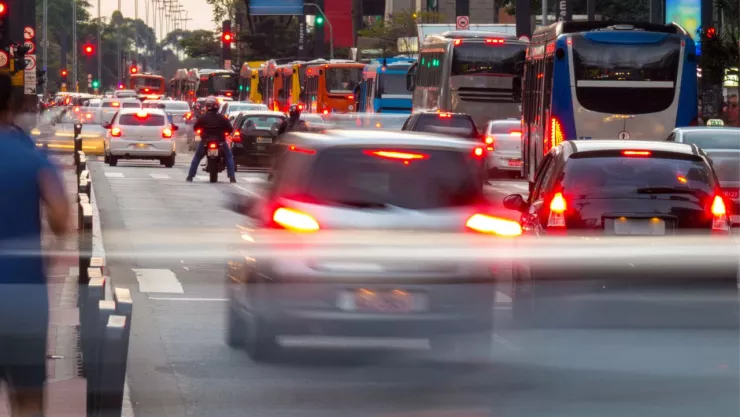 Hoy No Circula martes 14 de noviembre en CDMX
