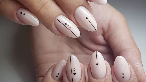 U&ntilde;as de dise&ntilde;os minimalistas que no pasan de moda