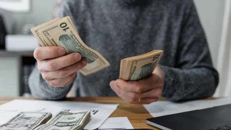 ¿Qué tan bien administras tu dinero, según tu signo?