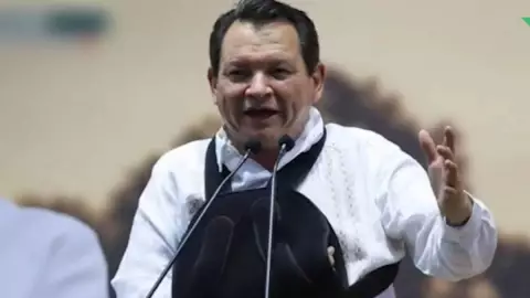 Políticos aseguran que Huacho carece de propuestas de campaña para la gubernatura de Yucatán