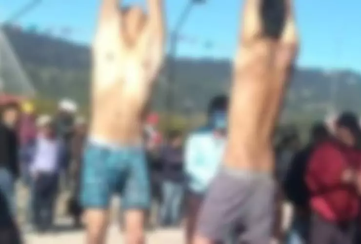 Cuelgan a supuestos ladrones de autos en Chiapas