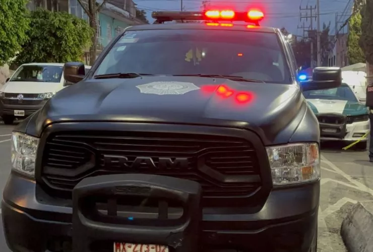 Asesinan a asesroes de Clara Brugrada en CDMX