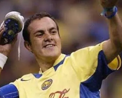 Cuauhtémoc Blanco al compararse con Hugo Sánchez y esta otra leyenda: “Yo me siento mejor que ellos, pero mucho mejor”