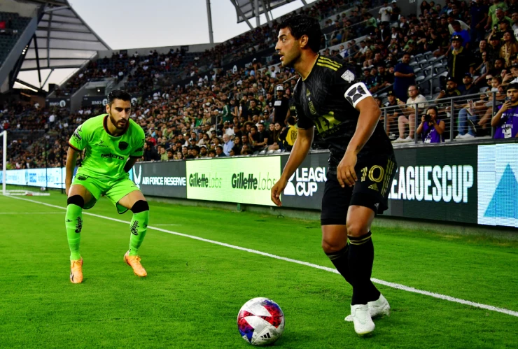 Carlos Vela con el LAFC
