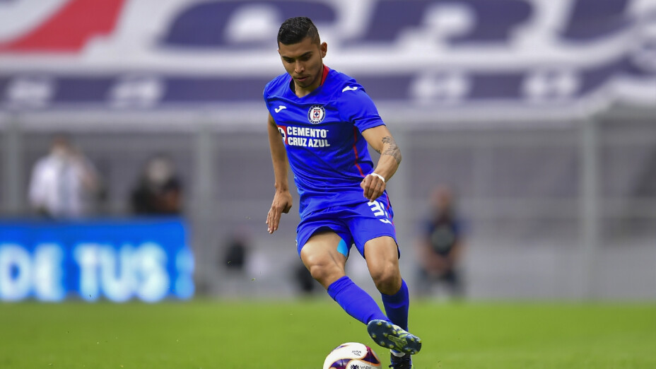 Orbelín Pineda con Cruz Azul