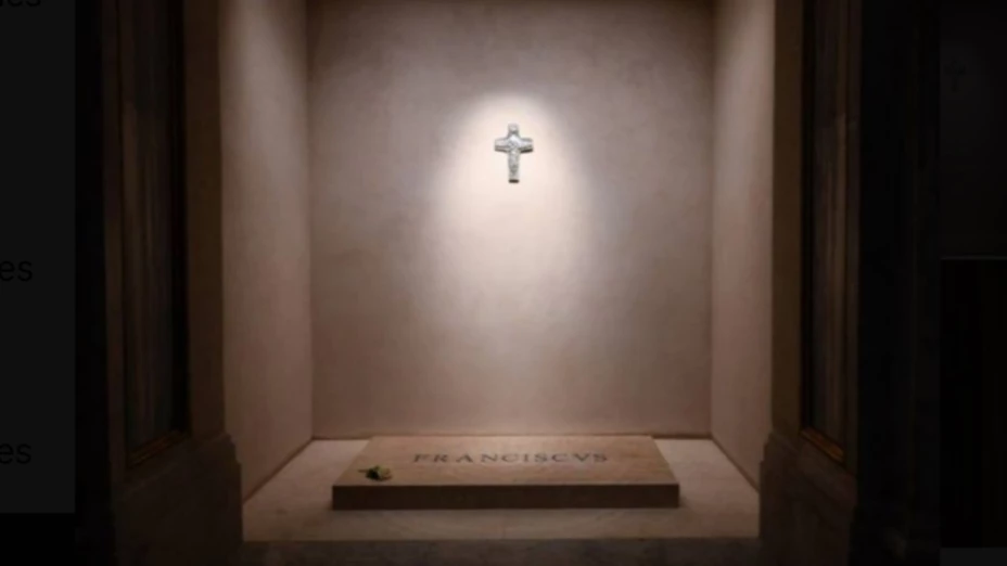 como visitar la cripta del papa francisco roma