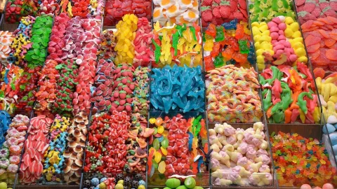 Prohíben el uso del colorante rojo.jpg