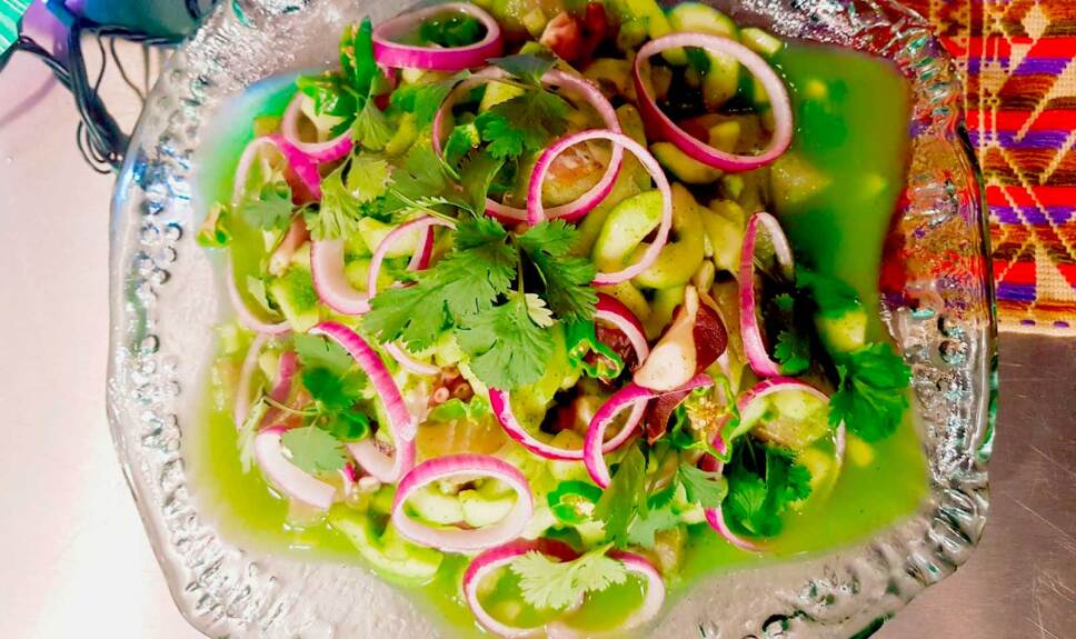 Aguachile de pulpo y pescado