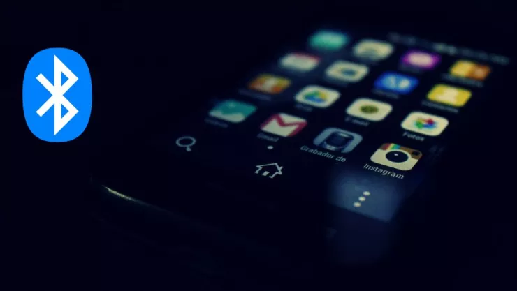Celular con Bluetooth