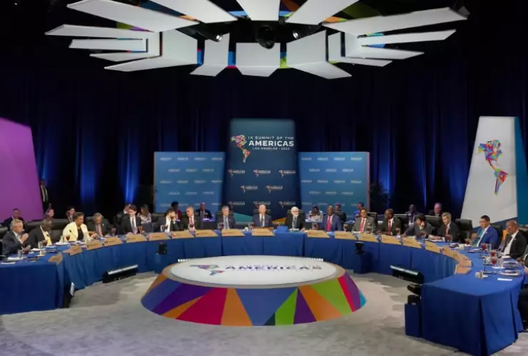 forum personas mesa azul