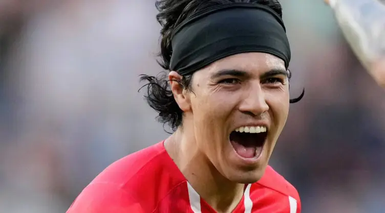 erick guierrez psv james rodriguez