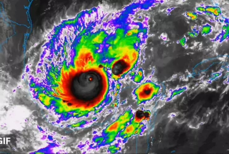 ÚLTIMA HORA_ Huracán Milton se intensifica a categoría 3 ¿Movió su trayectoria hacia Yucatán_