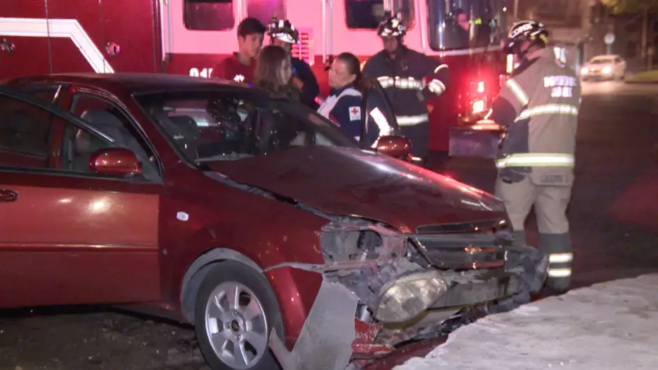 Choque mujeres Metro Chapultepec 1