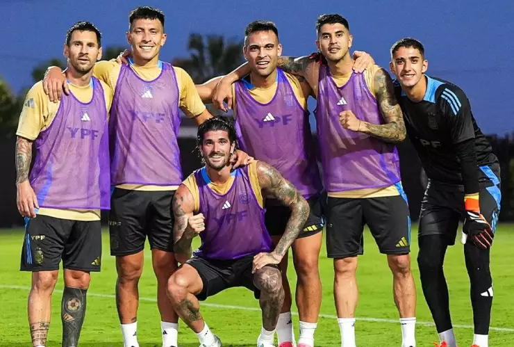 Lisandro Martínez.jpg