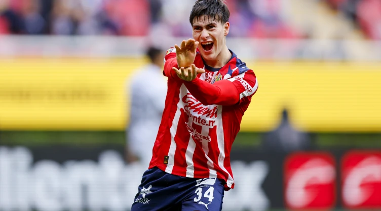 Hormiga González sigue en plan grande