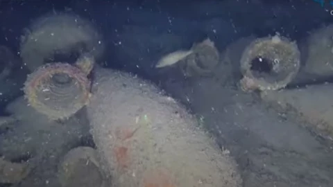 barco-hundido-mediterraneo-anforas