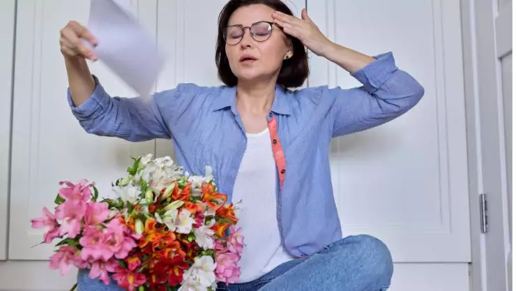 ¿Cómo y cuáles son los síntomas de la menopausia precoz?