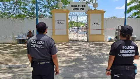 Hallan altar de ritual satánico en cementerio de Seyé