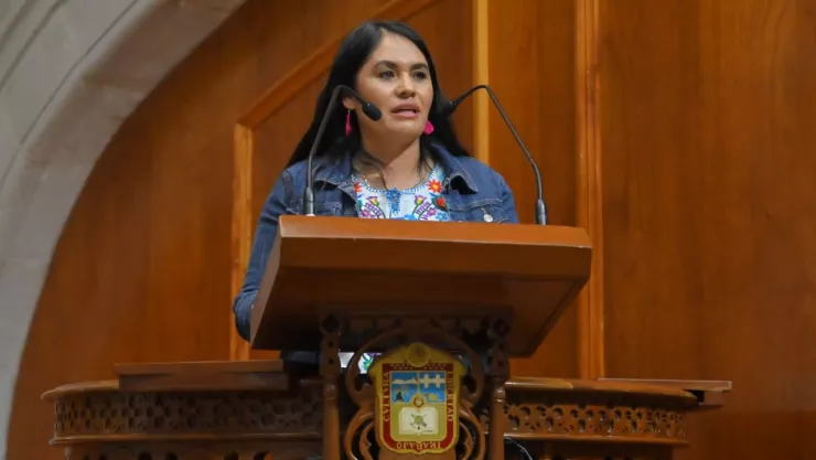 Graciela Argueta defiende a extorsionadores y amenaza a policías en Edomex.