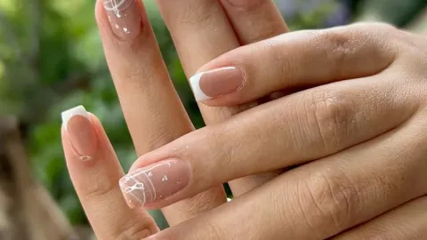 9 diseños de uñas de rubber en varios colores: son perfectas para natación o un día de albercas